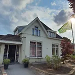 De Remise Bed & Breakfast 3*