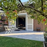 De Remise Bed & Breakfast Hengelo (Gelderland)