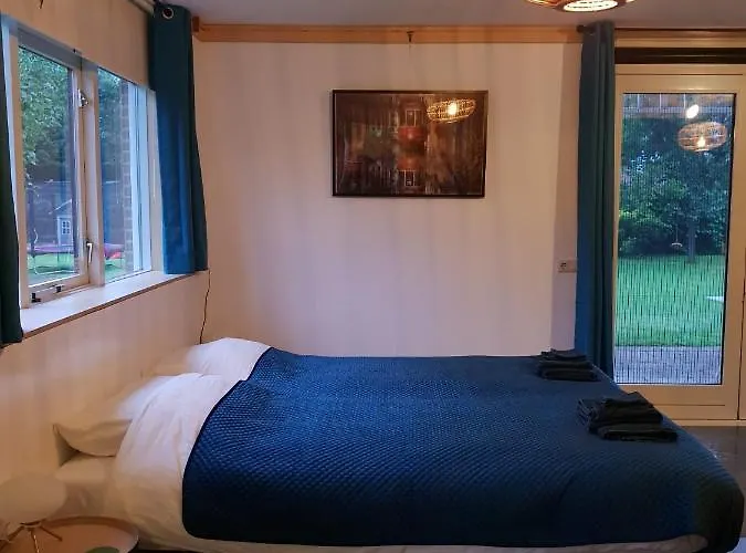 Bed and breakfast De Remise 3*